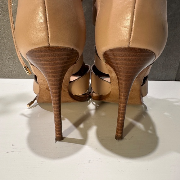 Coach Leslie heels. - Picture 6 of 7